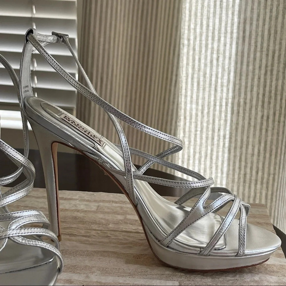 Badgley Mischka Platform Heels in Sexy Silver - Picture 1 of 12